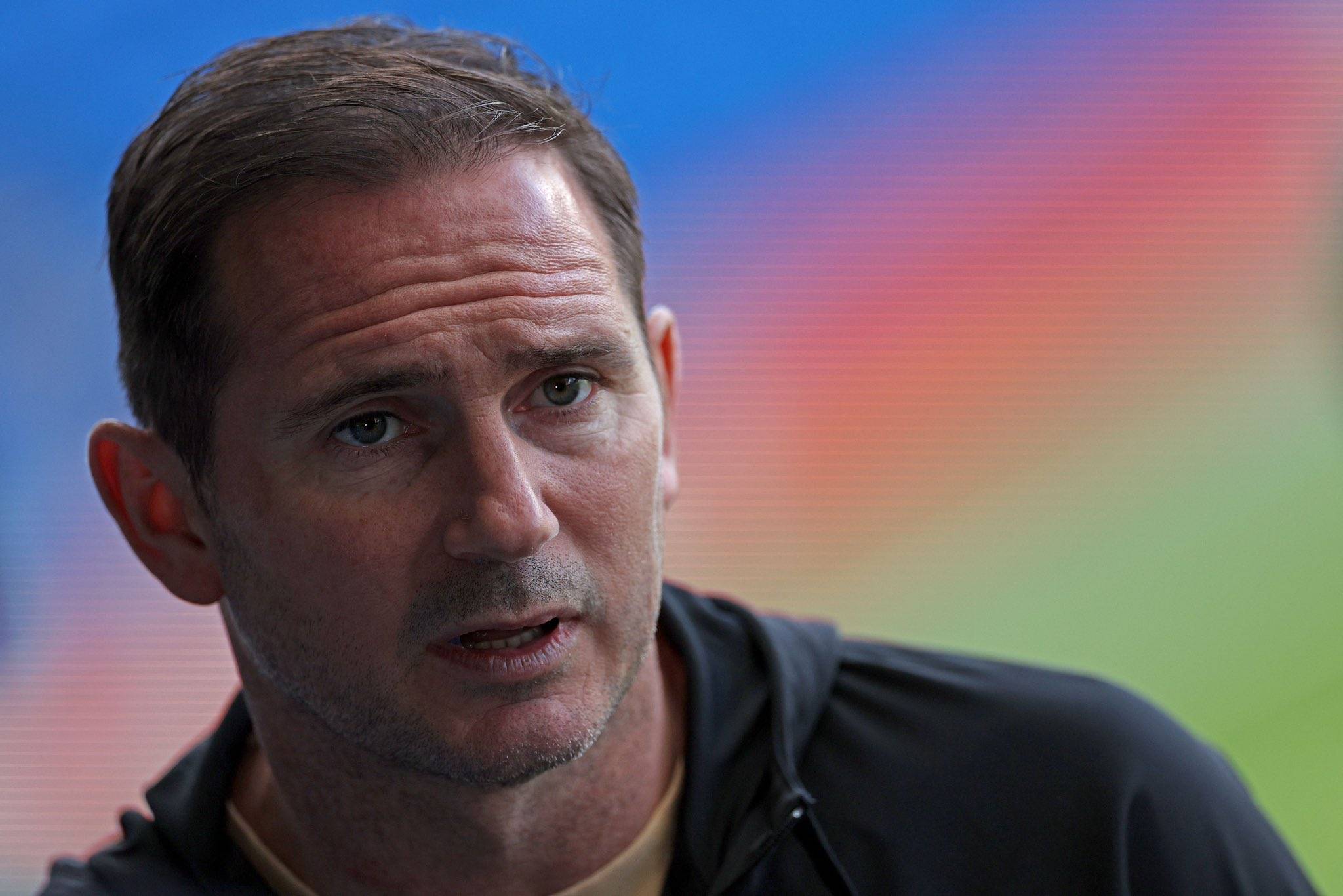 熊猫体育官方-切尔西大败了！兰帕德是否真的没作为？