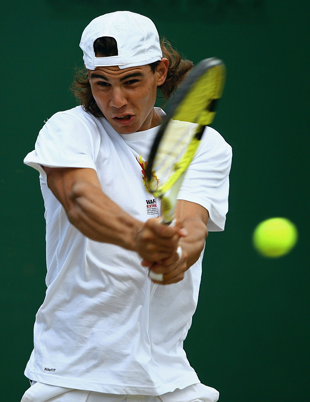 澳大利亚网球队绝杀法国网球队，纳达尔完成帽子戏法