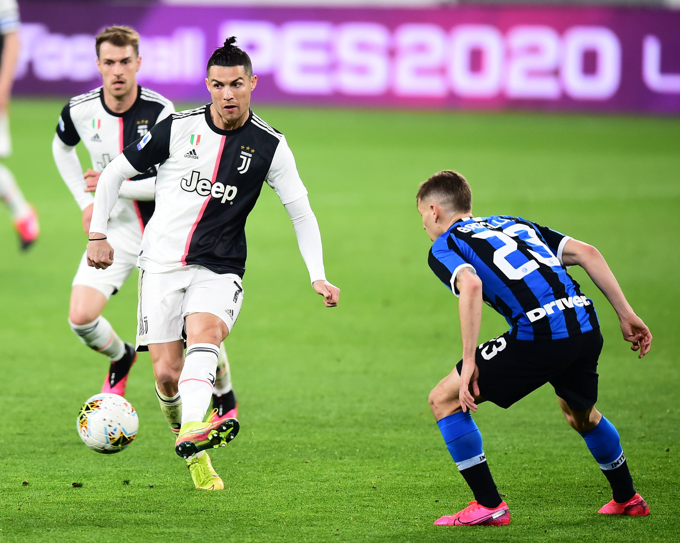 熊猫直播tv-尤文图斯阵容稳固，无往不利