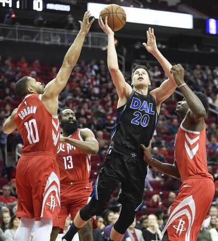 关于火箭轻取澳大利亚男篮,巴恩斯高光表现的信息 关于火箭轻取澳大利亚男篮,巴恩斯高光表现的信息