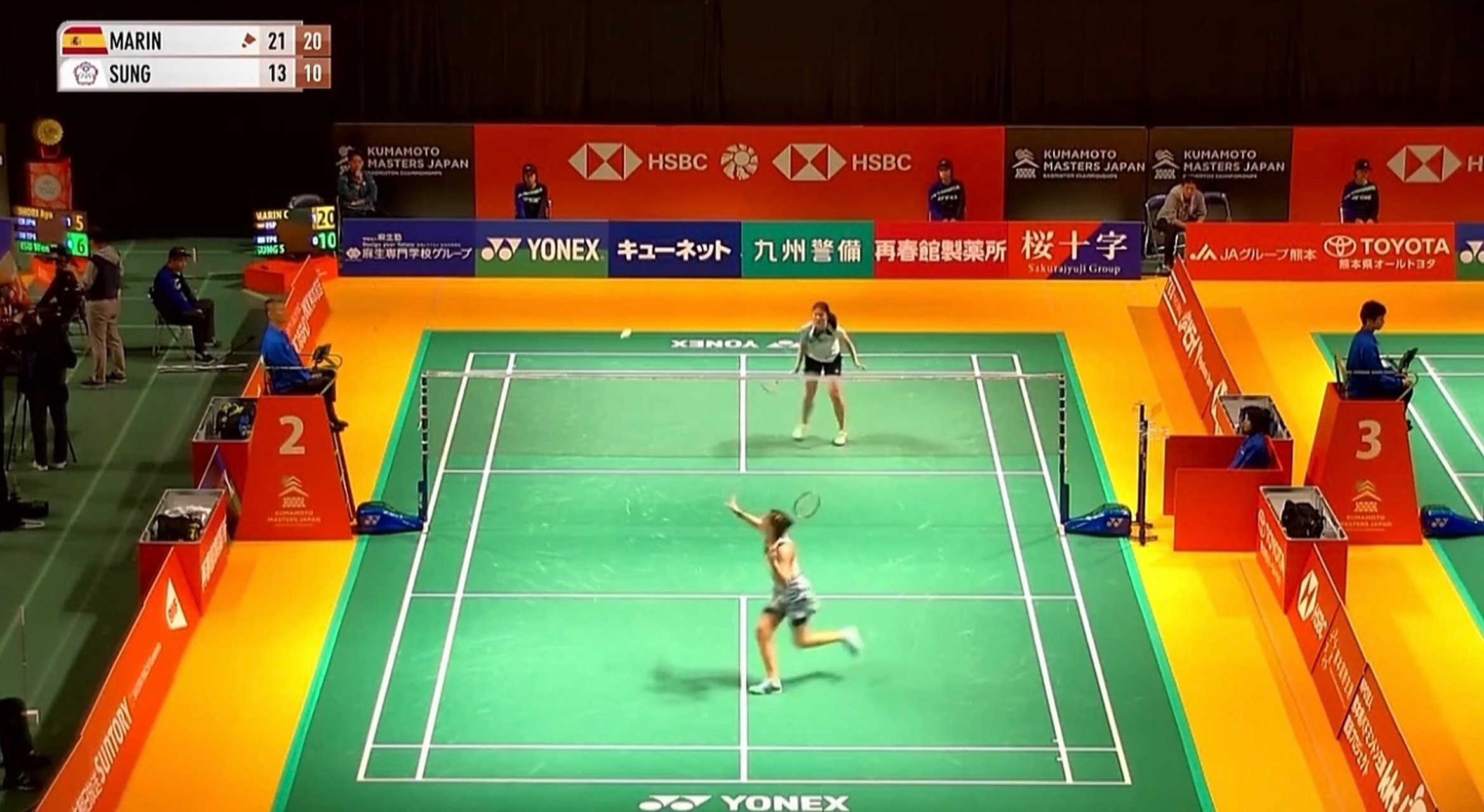 日本羽毛球队横扫韩国羽毛球队，马琳惊艳世界