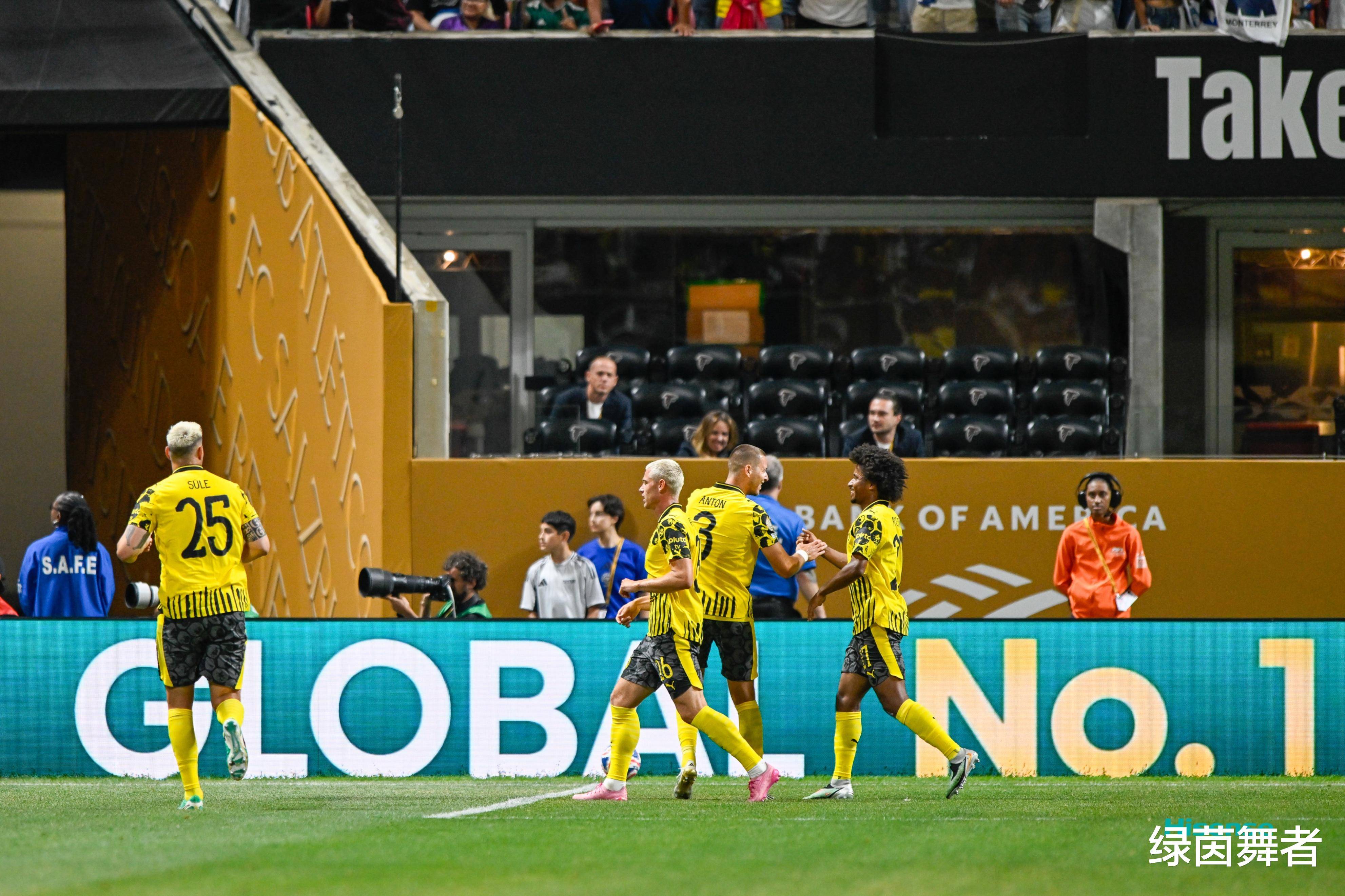 熊猫体育平台-包含全面崛起！多特蒙德欧洲疯狂迅速的词条